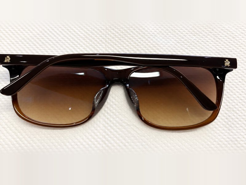 Dunhill D 7010 colour B